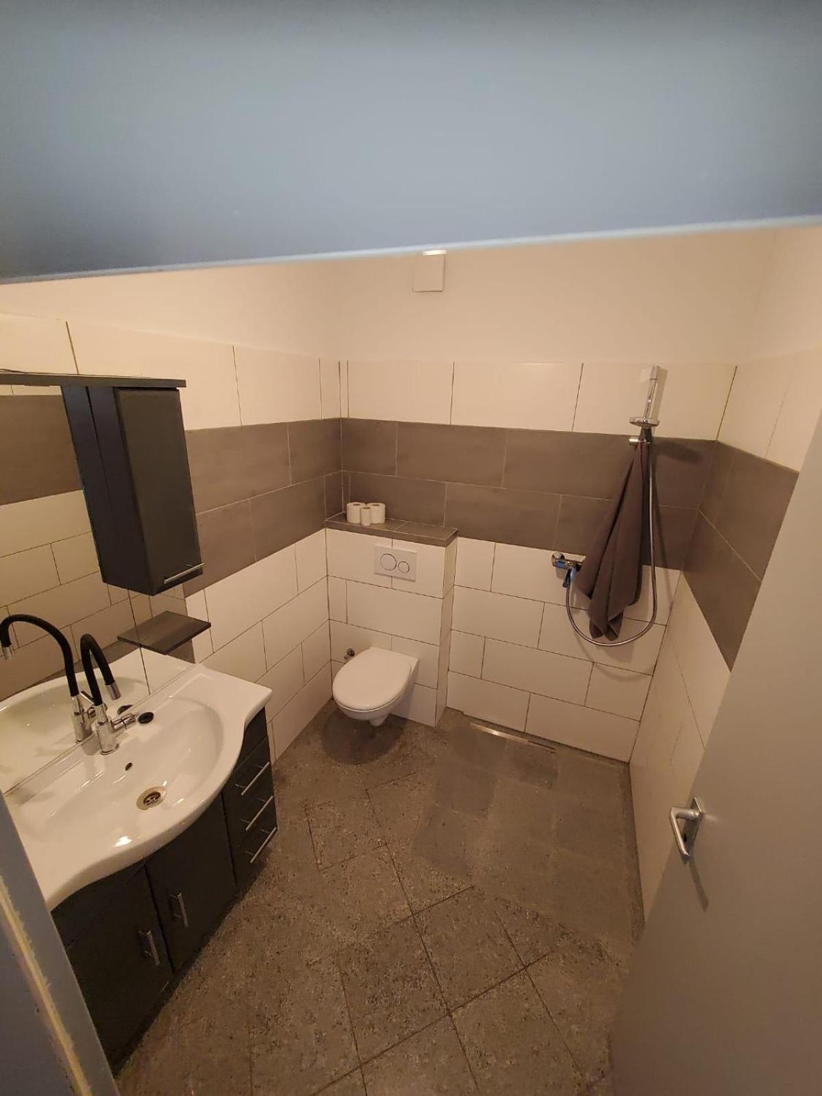 Grosse 3 Zi Wohnung Auf Der Pferde Farm Lahr  Exterior foto