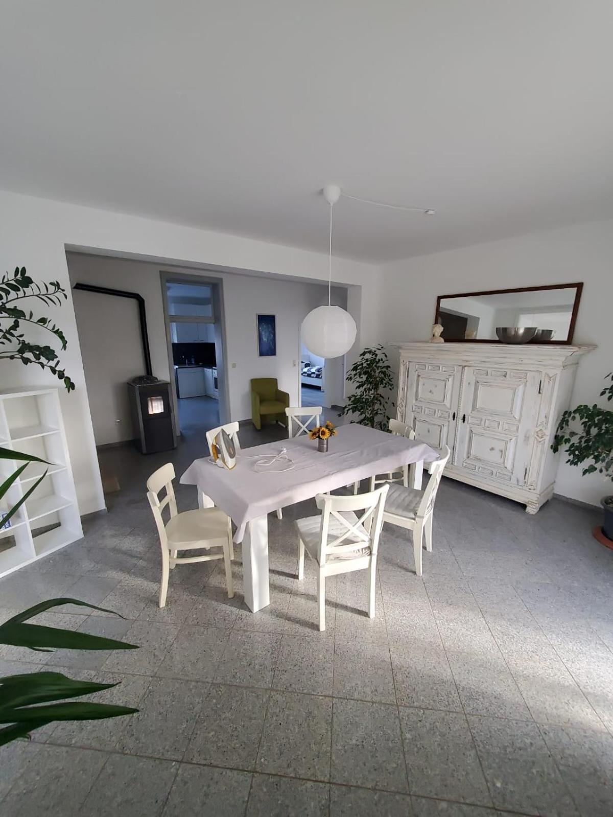 Grosse 3 Zi Wohnung Auf Der Pferde Farm Lahr  Exterior foto